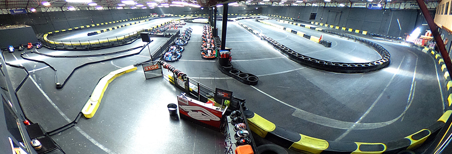 Circuit de kart indoor à Toulouse